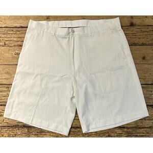 PGA Tour Men’s White Golf Shorts Size 38 NWOT